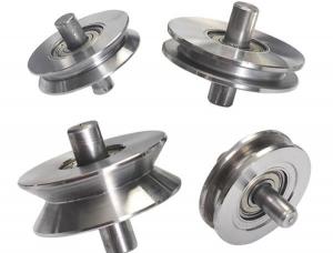 Roldanas em V com bucha e parafuso para portão